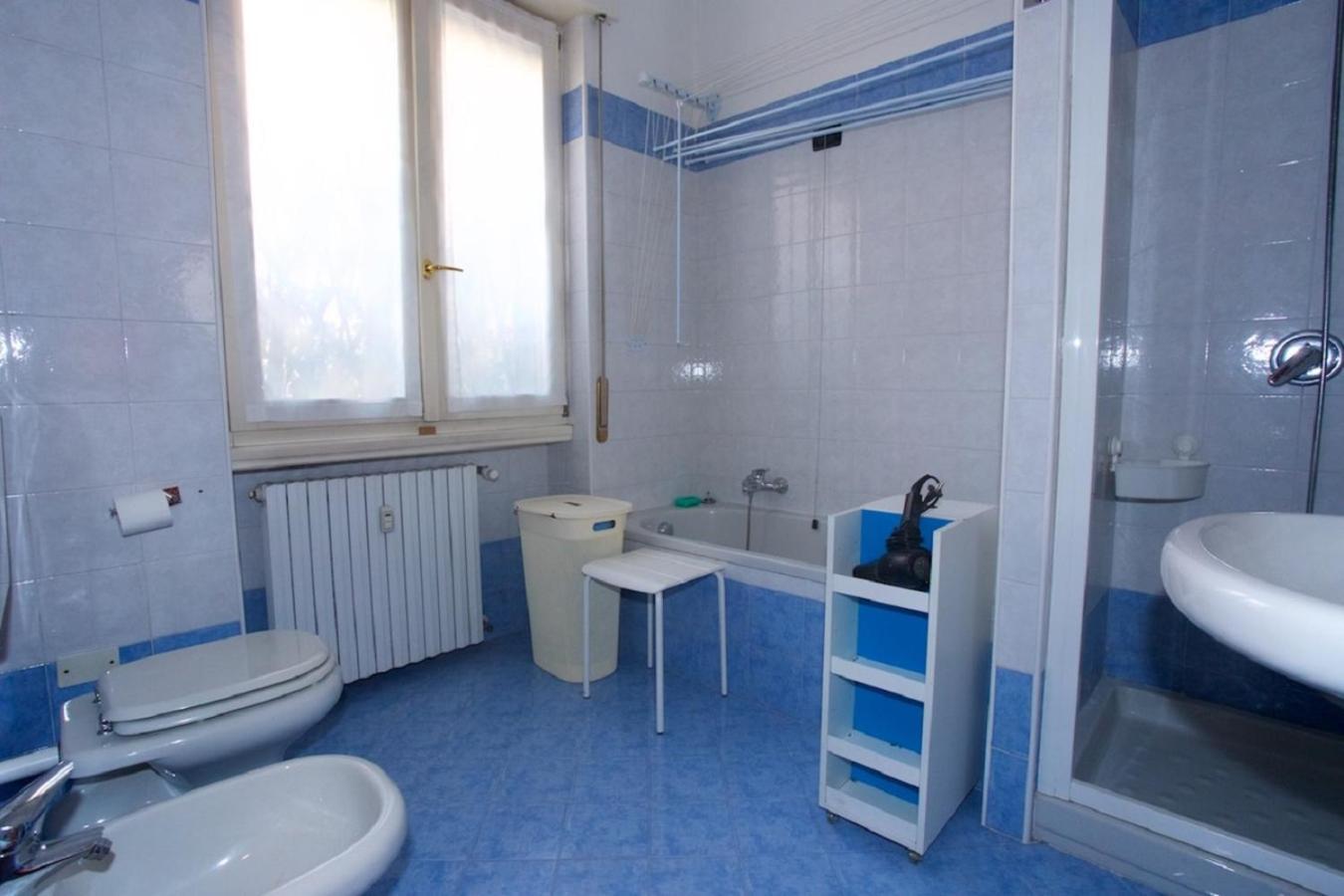 Holiday Apartment - Brescia Centro - Parcheggio Privato Экстерьер фото