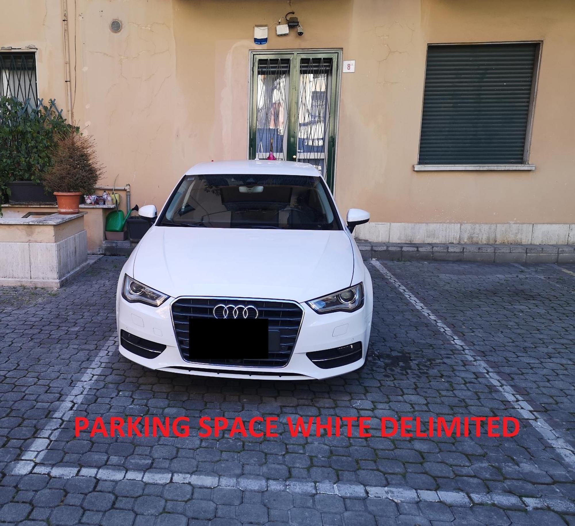 Holiday Apartment - Brescia Centro - Parcheggio Privato Экстерьер фото